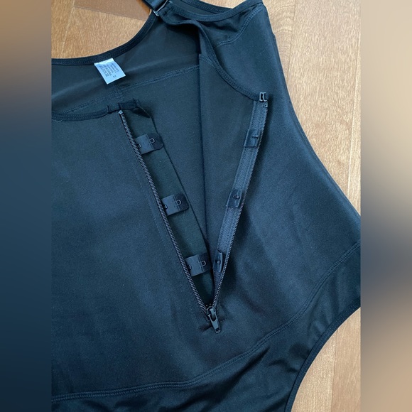 ✨NWOT | Black Cami-Thong Body shaper - Picture 8 of 10